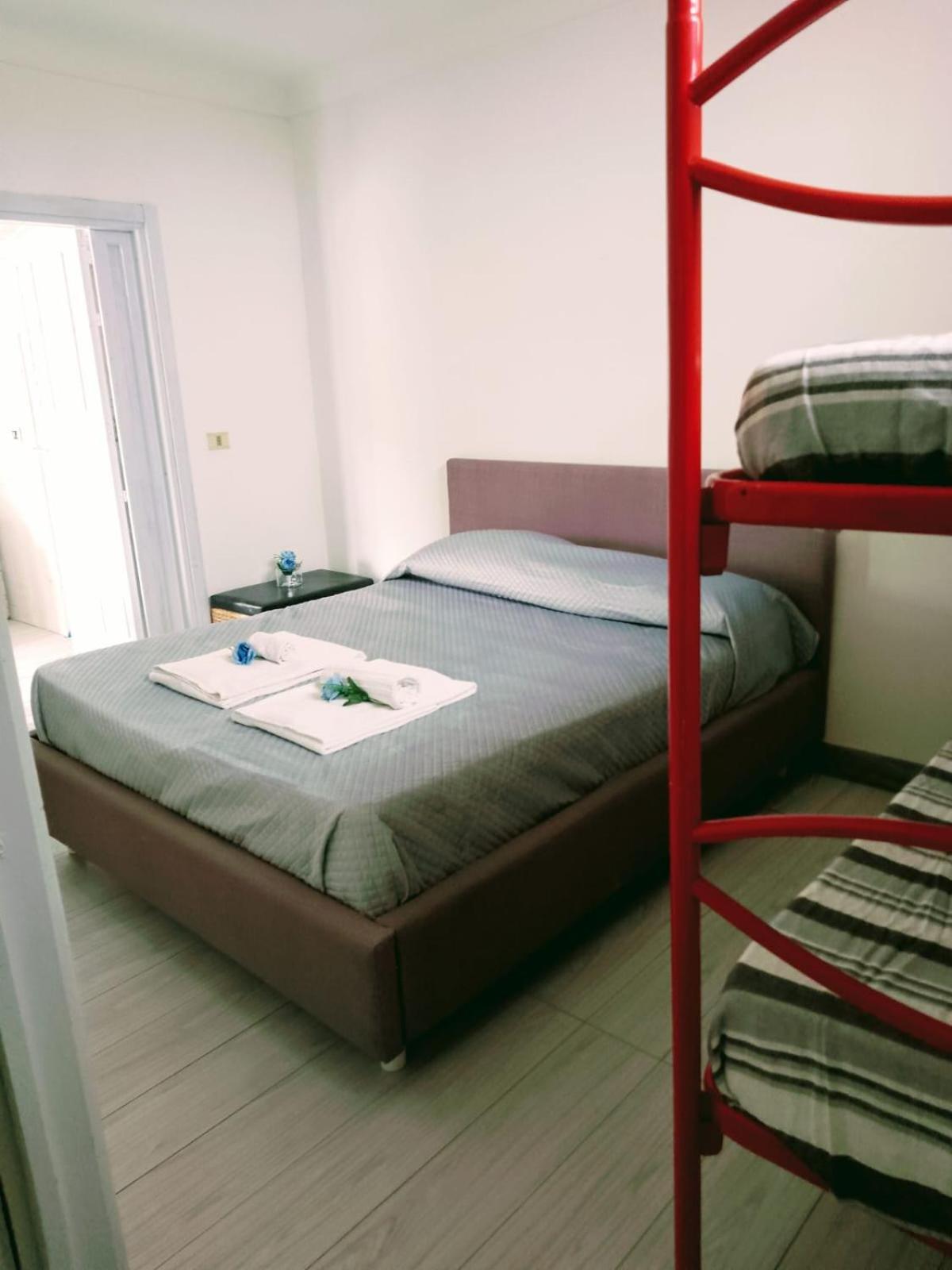 Casa Vacanze Emiliana Рагуза Екстериор снимка